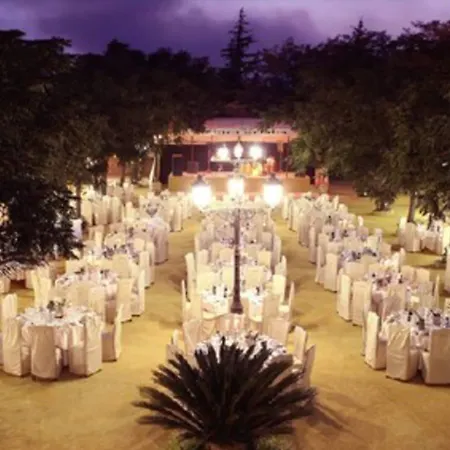 Eslava 4*